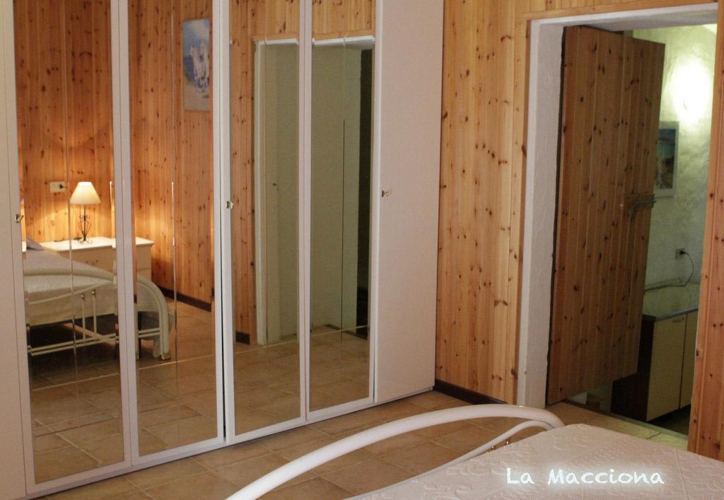 La Macciona Apartment Aglientu Ruang foto